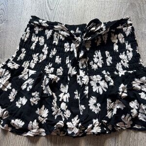 URBAN Romantics Black and Cream Floral Mini Skirt